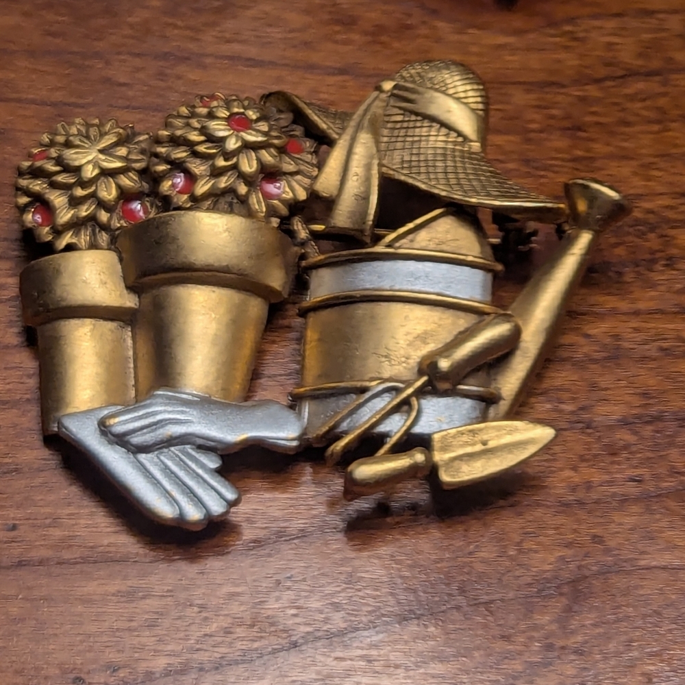 Danecraft Vintage Brooch Goldtone Silvertone Gardener Brooch Gift